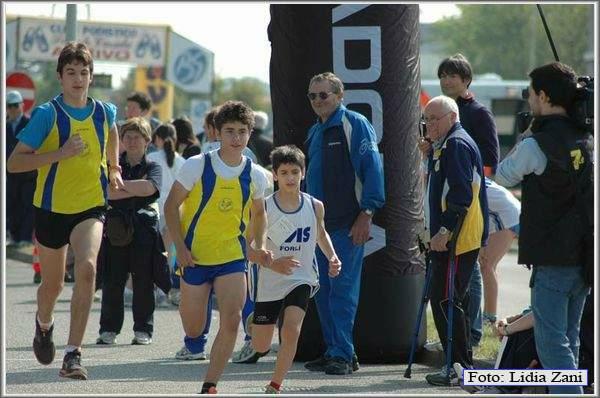 Fornace Zarattini: Maratonina Secondo Casadei - 08 maggio 2011
