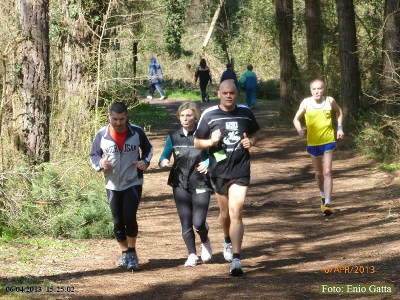 Fosso Ghiaia: Camminata per la pace e i diritti - 06 aprile 2013
