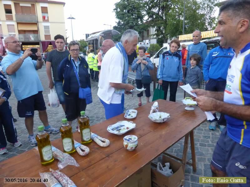Barbiano: Camminata Palio di Alberico - 30 maggio 2016