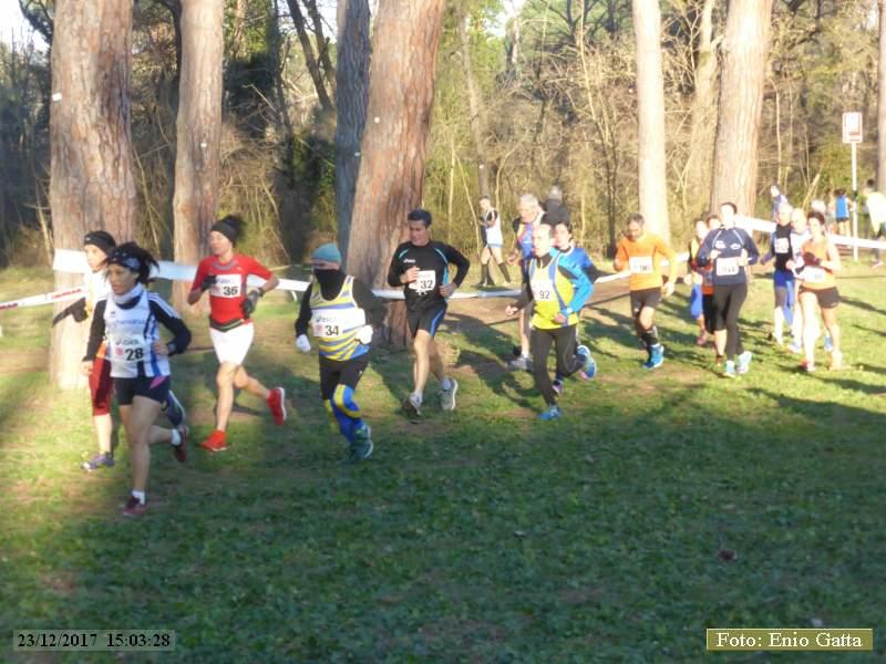 Fosso Ghiaia: Cross provinciale UISP 2017 - prova 1 di 5 - 23 dicembre 2017