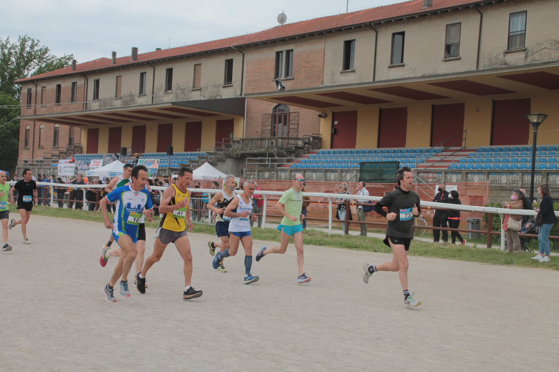 Ferrara: Giro podistico delle mura - 01 maggio 2022