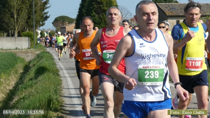Villanova di Ravenna: Podistica del quartiere San Rocco - 08 aprile 2023