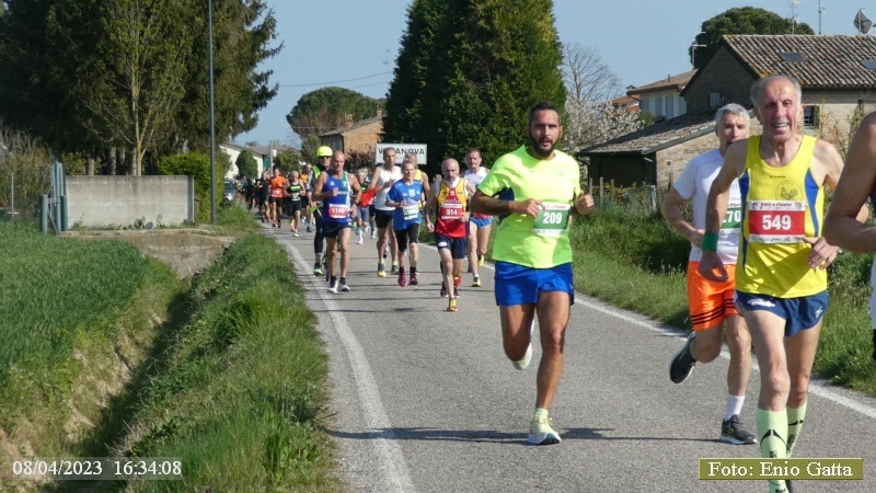 Villanova di Ravenna: Podistica del quartiere San Rocco - 08 aprile 2023