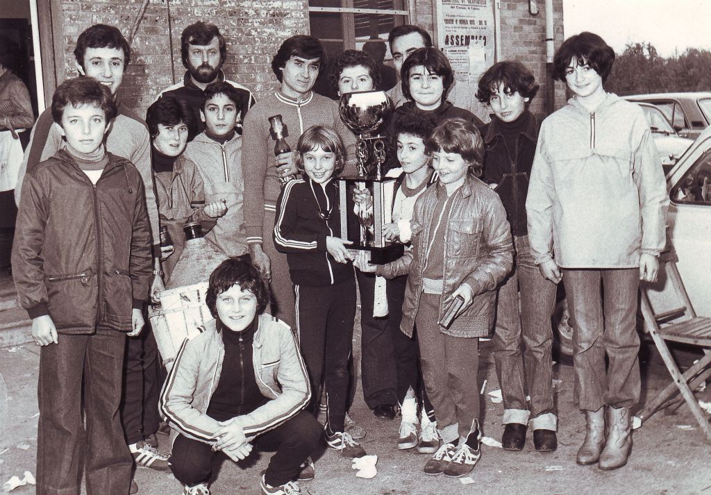 Anno 1975: foto di gruppo
